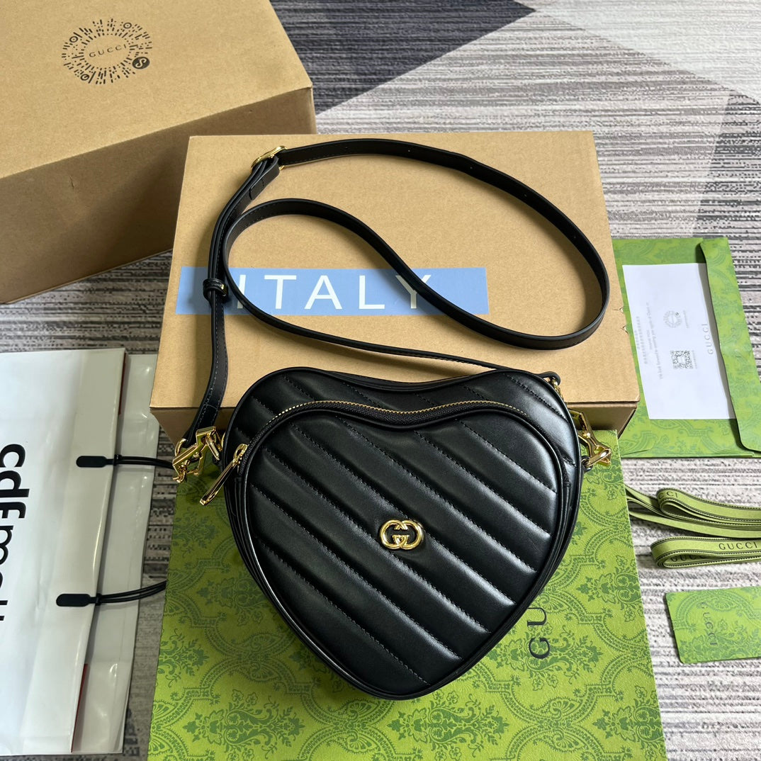 HIGH-QUALITY LEATHER HEART BLACK BAG